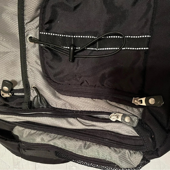 DELL-BACKPACK~LG~MAC DADDY-OF BACKPACKS - Picture 7 of 12
